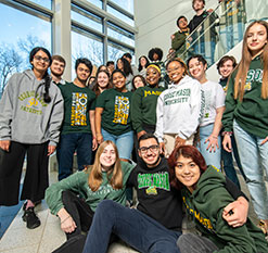 A large group of students smiling. Links to Gifts from Retirement Plans